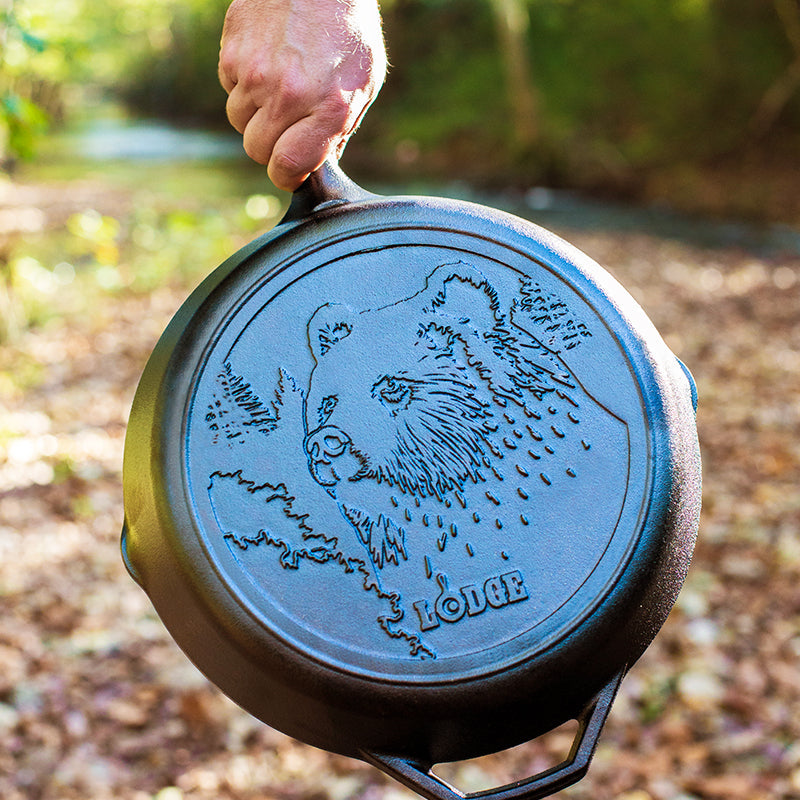 Lodge Heritage Wildlife Series™ 12 Inch Cast Iron Bear Skillet - Image 3