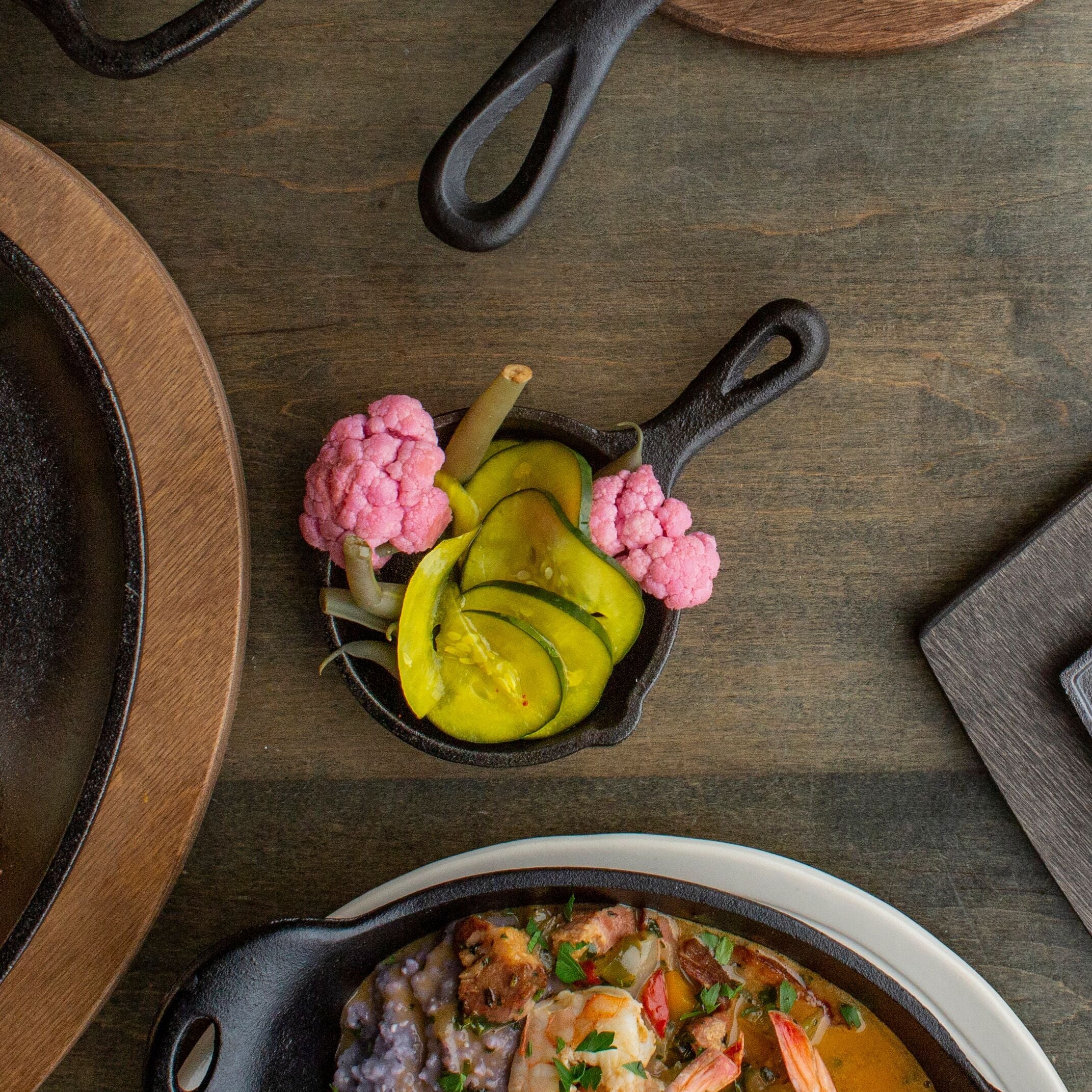 Lodge Heritage Classic Cast Iron Skillets - Image 92