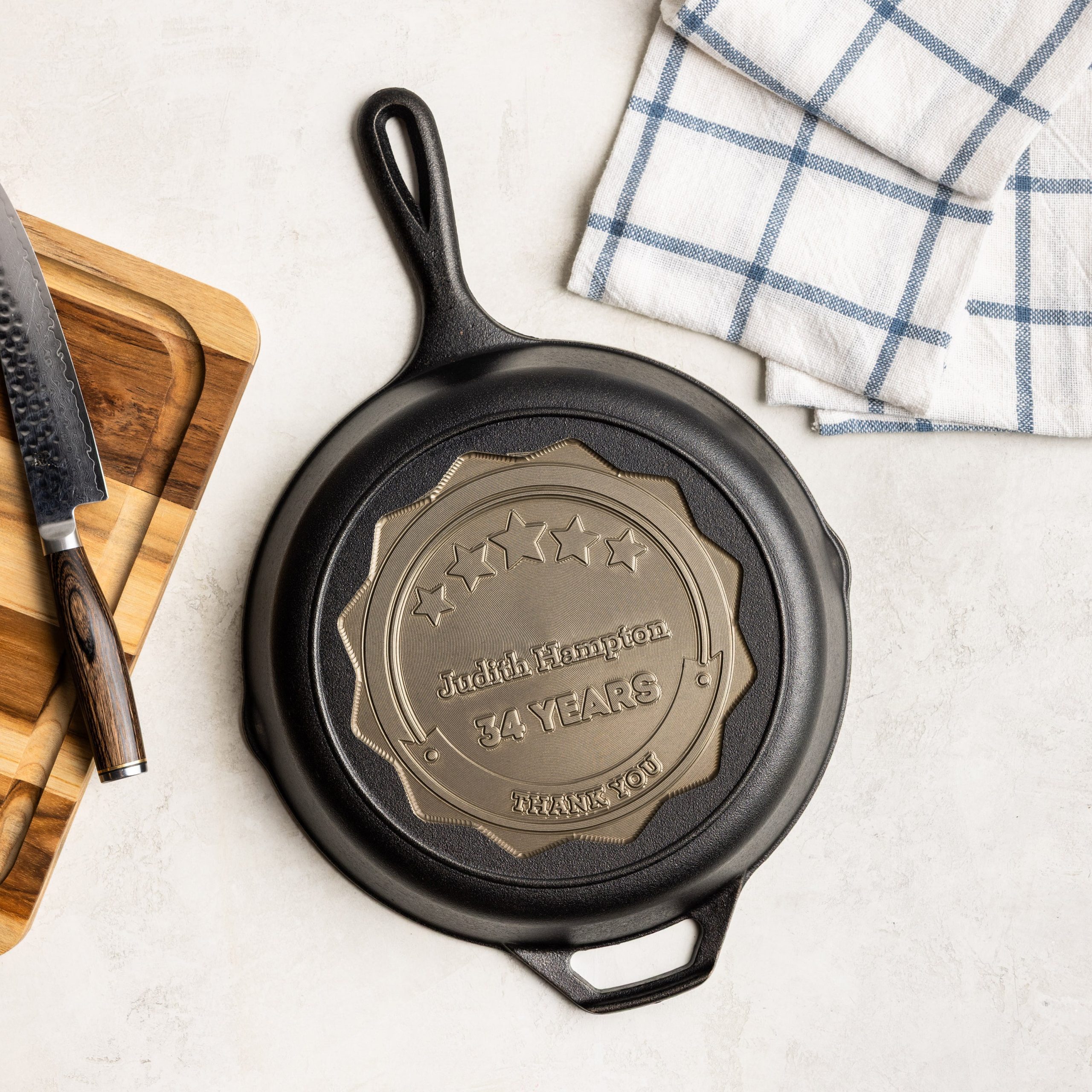 Lodge Heritage Custom Engraved Award Skillet - Image 4