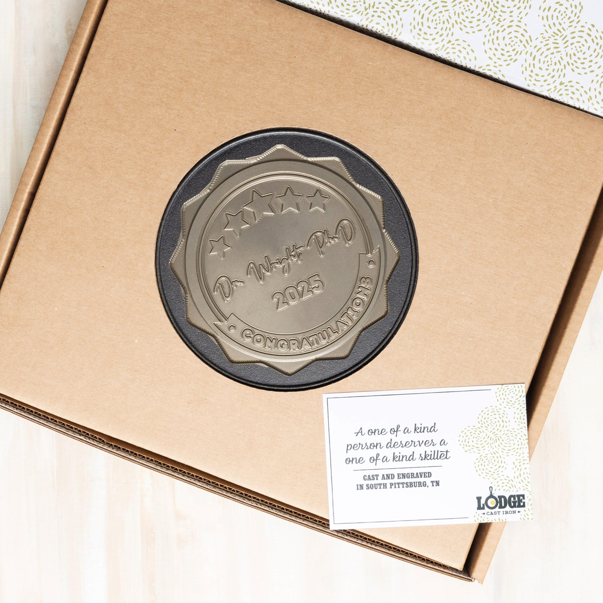 Lodge Heritage Custom Engraved Award Skillet - Image 6