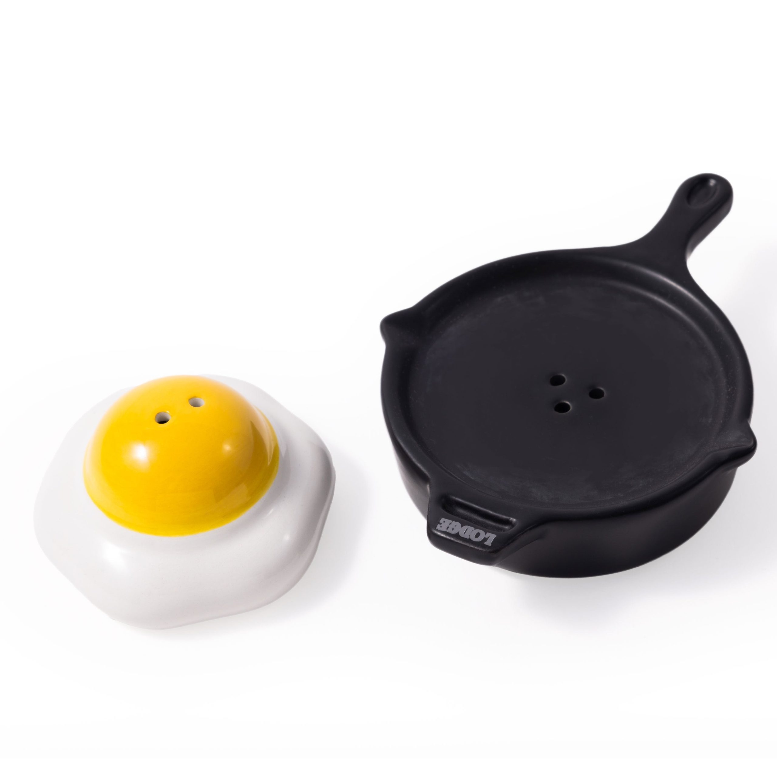 Lodge Heritage Lodge Heritage Skillet and Egg Salt and Pepper Shaker - Image 4