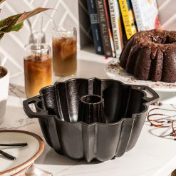 Alternative view of Lodge Heritage Seasoned Cast Iron Fluted Cake Pan