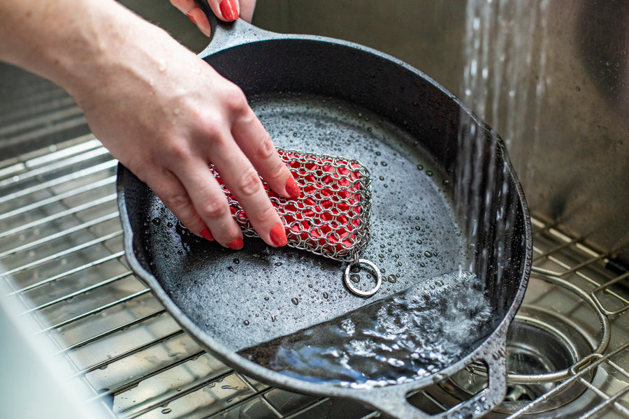 Lodge Heritage Chainmail Scrubbing Pad - Image 5