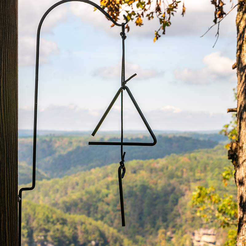 Lodge Heritage Chuckwagon Dinner Bell - Image 3