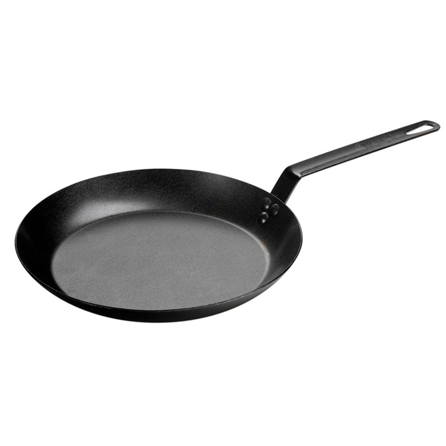 Lodge Heritage Carbon Steel Skillet - Image 12