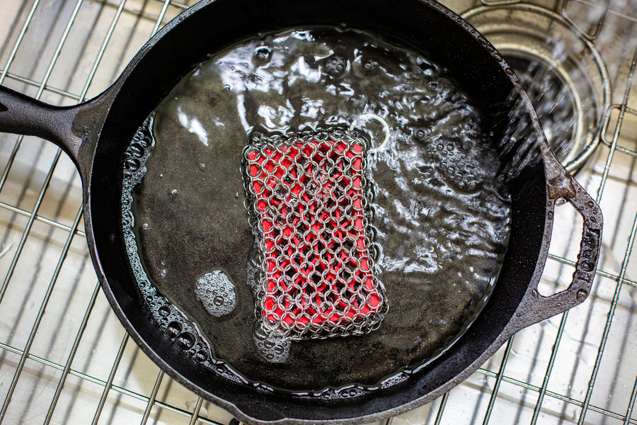 Lodge Heritage Chainmail Scrubbing Pad - Image 3