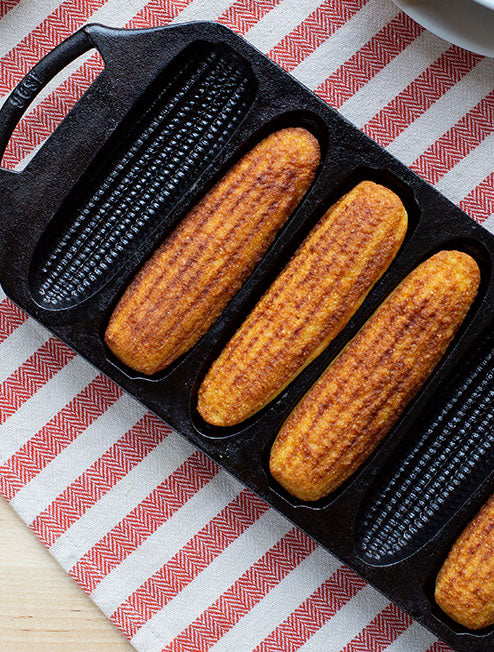 Lodge Heritage Seasoned Cast Iron Cornstick Pan - Image 4